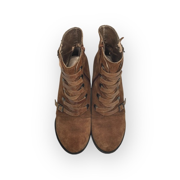 BCBGeneration ༄ Kadeer Buckled Lace Up Wedge Bootie Boot༄ Tobacco Suede ༄ 8M 38 - Picture 9 of 16
